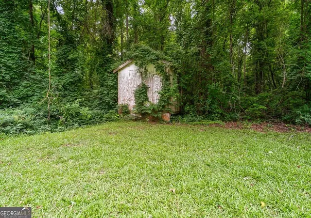 Photo 36 of Sale Pending at 2205 Enon Rd Sw, Atlanta, GA 30331 | MLS# 10790499 | Listing updated on 2026-09-13