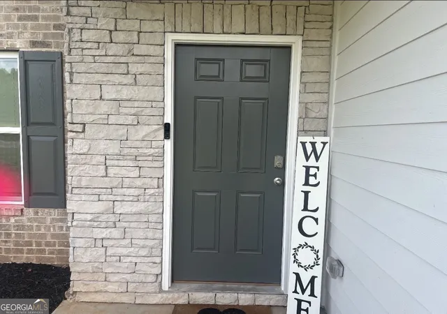 Photo 2 of Single family home for sale at 3290 Bridgewood Dr, Macon, GA 31216 | MLS# 10719945 | Listing updated on 2026-04-10