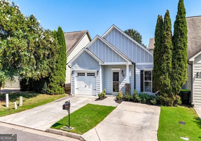 Photo 2 of Single family home for sale at 32 Samuel Wy Nw, Cartersville, GA 30121 | MLS# 10825740 | Listing updated on 2026-09-05