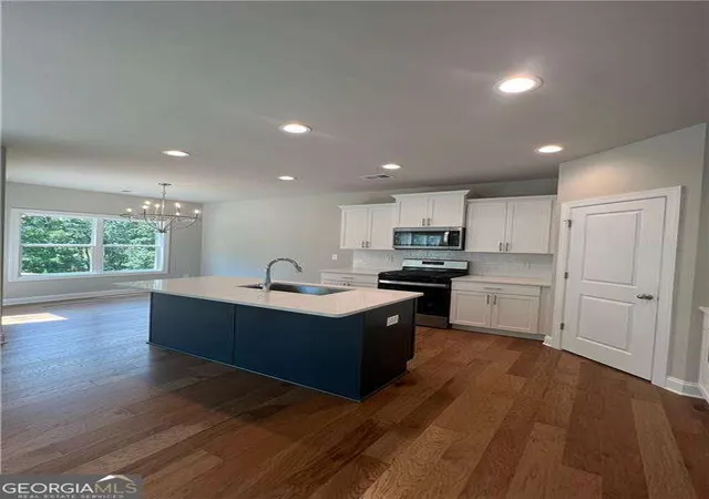 Photo 3 of Townhouse for sale at 336 Lakeside Ct, Canton, GA 30114 | MLS# 10820668 | Listing updated on 2026-08-20