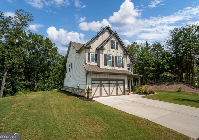 Photo 2 of Single family home for sale at 3612 Castoff Ct, Gainesville, GA 30506 | MLS# 10815194 | Listing updated on 2026-10-24