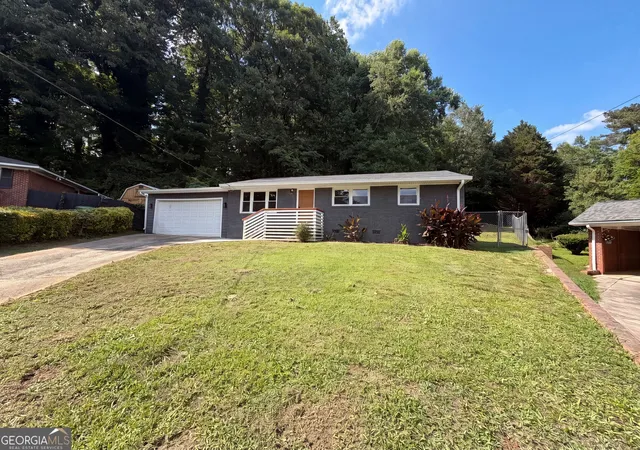 Photo 2 of Single family home for sale at 352 Dollar Mill Ct Sw, Atlanta, GA 30331 | MLS# 10786809 | Listing updated on 2026-09-04