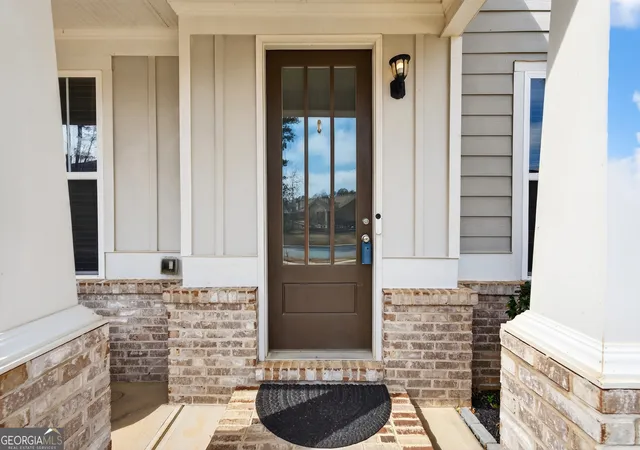 2nd image of 829 Riverwalk Manor Dr, Dallas, GA 30132 | MLS# 10700037