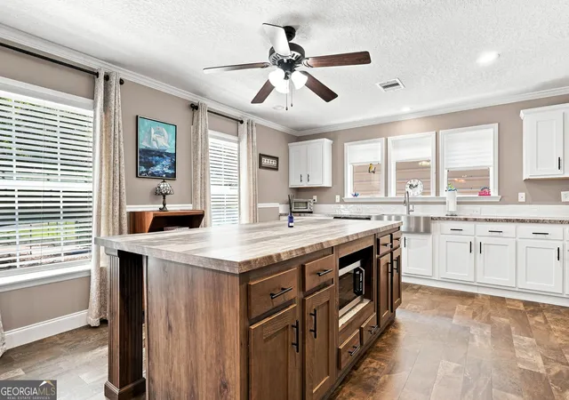 Photo 2 of Manufactured home for sale at 657 Barnes Mountain Rd, Ellijay, GA 30540 | MLS# 10836347 | Listing updated on 2026-09-14