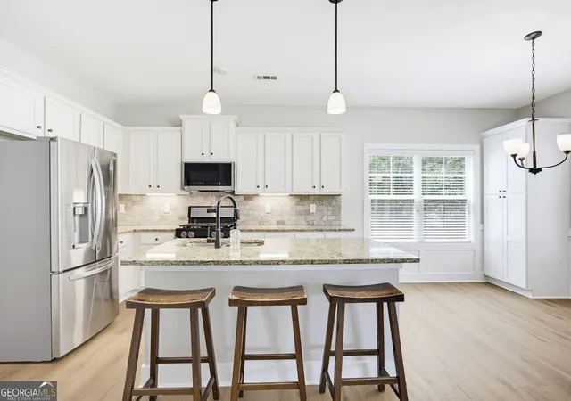 Photo 3 of Single family home for sale at 59 Stonecrest Dr, Dallas, GA 30157 | MLS# 10825979 | Listing updated on 2026-09-07