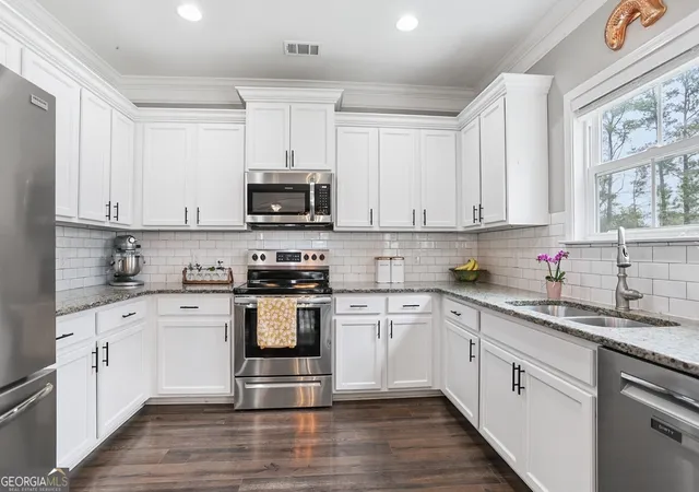 Photo 3 of Single family home for sale at 126 Aquaduct Dr, Rincon, GA 31326 | MLS# 10769735 | Listing updated on 2026-08-29