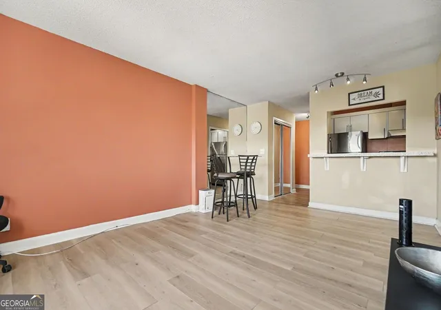 Photo 3 of Condo for sale at 2285 Peachtree Rd NE #909, Atlanta, GA 30309 | MLS# 10807758 | Listing updated on 2026-07-31