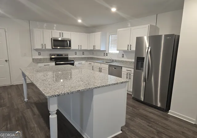 Photo 4 of Single family home for sale at 612 Leisure Pointe Rd, Macon, GA 31216 | MLS# 10803371 | Listing updated on 2026-07-29