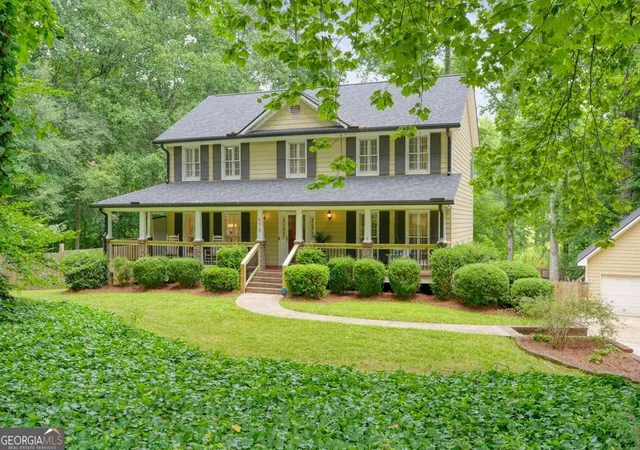 2nd image of 575 Teresa Ln, Canton, GA 30115 | MLS# 10815718
