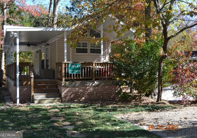 Photo 1 of Manufactured home for sale at 120 Creekview Dr, Cleveland, GA 30528 | MLS# 10881483 | Listing updated on 2026-10-30