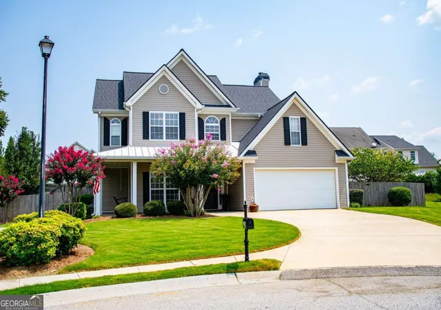 Photo 2 of Sale Pending at 105 Meadow Side Ct, Carrollton, GA 30116 | MLS# 10816499 | Listing updated on 2026-09-03