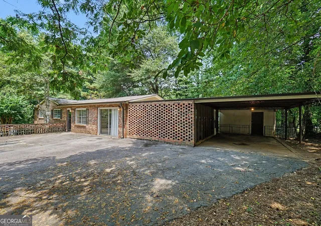 1st image of 1415 Sycamore Dr, Kennesaw, GA 30152 | MLS# 10789399