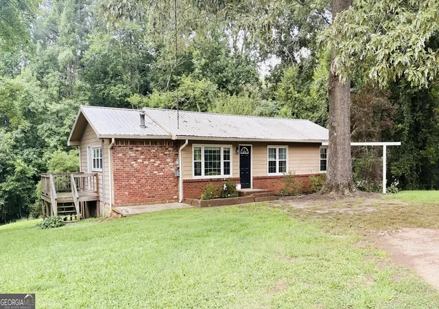 Homes for sale in Tallapoosa, GA | 1224 Us Hwy 78, Tallapoosa, GA 30176 | MLS# 10804229