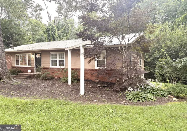 Homes for sale in Tallapoosa, GA | 1224 Us Hwy 78, Tallapoosa, GA 30176 | MLS# 10804229