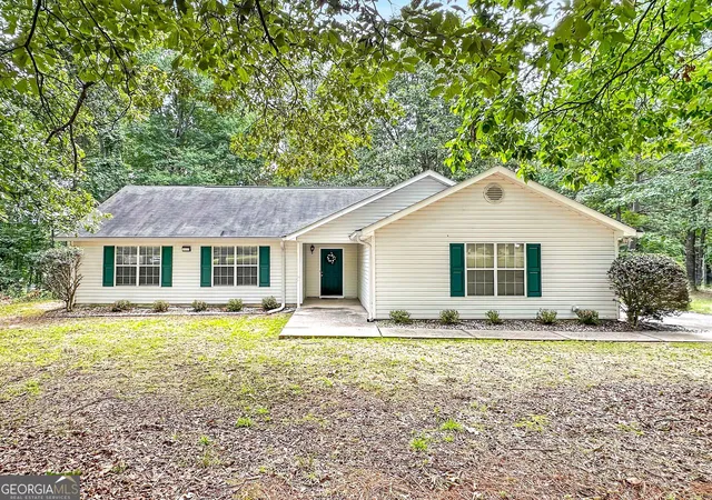 1st image of 20 Hayward Bishop Ct, Senoia, GA 30276 | MLS# 10812916