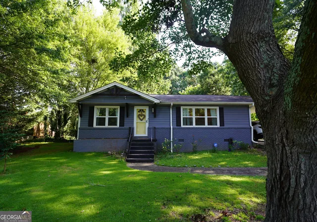 1st image of 91 Hurt Rd Se, Smyrna, GA 30082 | MLS# 10830303