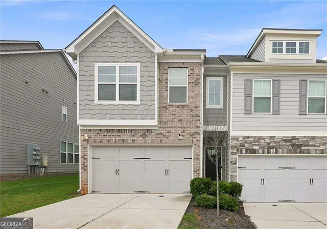1st image of 2412 Fitts Dr, Conyers, GA 30094 | MLS# 10813694