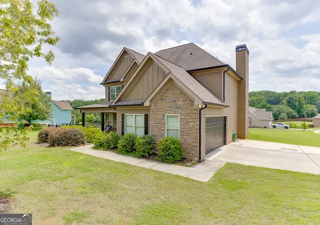 Photo 2 of Single family home for sale at 1509 Nightingale St, Jefferson, GA 30549 | MLS# 10817320 | Listing updated on 2026-10-30
