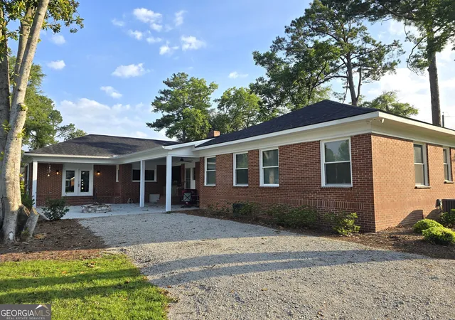 Homes for sale in Louisville, GA | 834 Academy Dr, Louisville, GA 30434 | MLS# 10797652