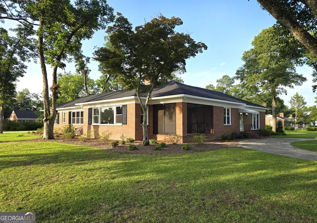 Homes for sale in Louisville, GA | 834 Academy Dr, Louisville, GA 30434 | MLS# 10797652