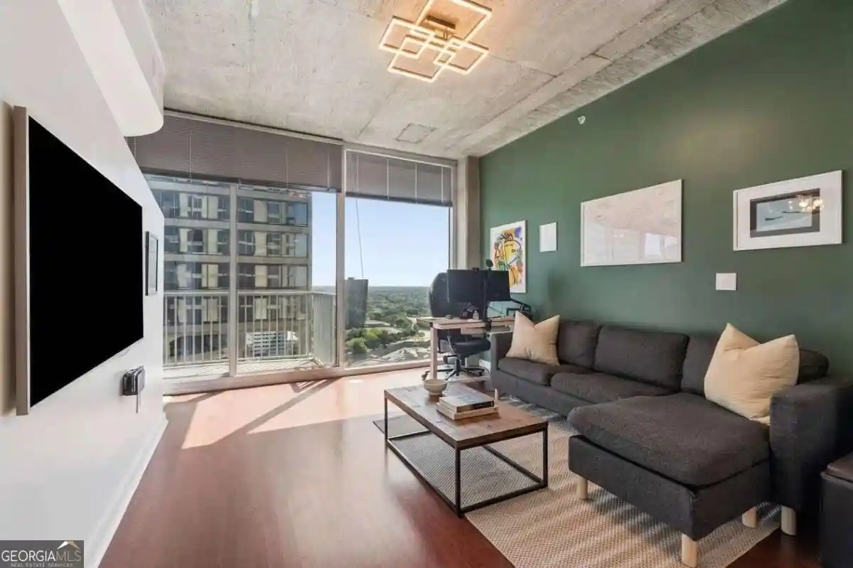 Photo 1 of Condo for sale at 400 W Peachtree St Nw #2712, Atlanta, GA 30308 | MLS# 10844184 | Listing updated on 2026-10-10