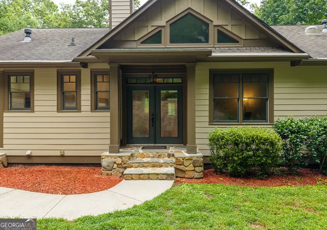 Homes for sale in Fairmount, GA | 1117 Rambling Rd, Fairmount, GA 30139 | MLS# 10784107