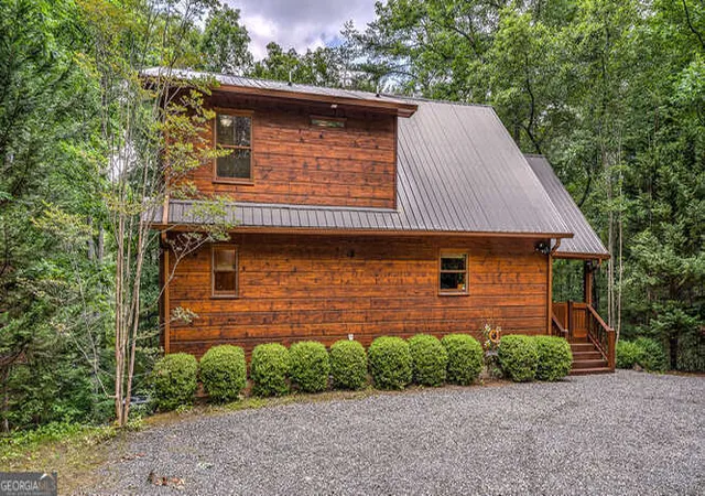 Photo 3 of Single family home for sale at 395 Ml Crk Acres, Blue Ridge, GA 30513 | MLS# 10713102 | Listing updated on 2026-08-13