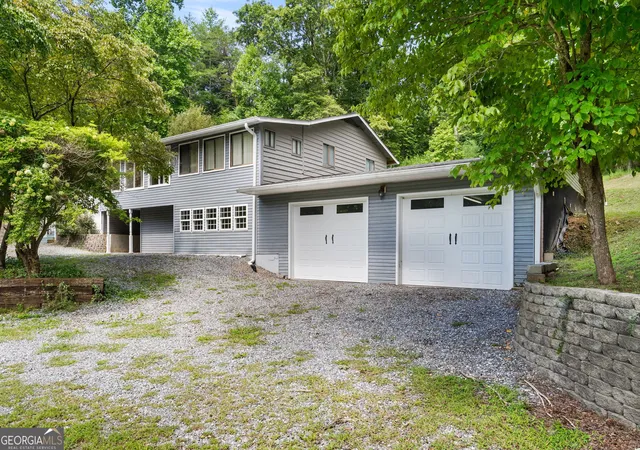 Photo 3 of Single family home for sale at 3514 Old Hwy 64 W, Warne, NC 28909 | MLS# 10831763 | Listing updated on 2026-09-07