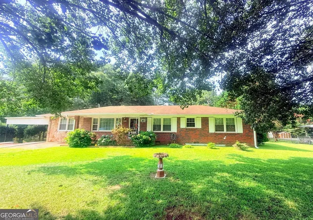 Photo 2 of Single family home for sale at 3879 Sharon Dr, Powder Springs, GA 30127 | MLS# 10804803 | Listing updated on 2026-09-18