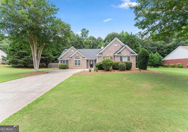 Homes for sale in Jefferson, GA | 198 Blue Grass Dr, Jefferson, GA 30549 | MLS# 10788844