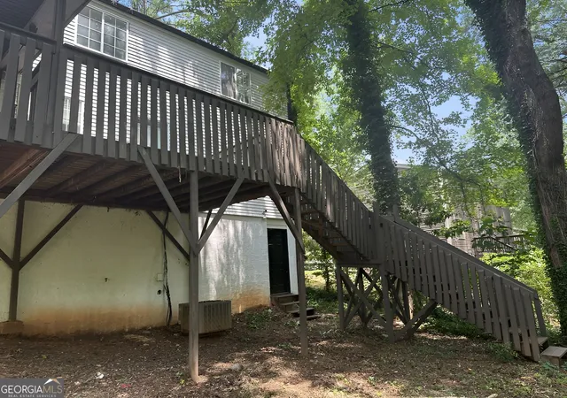 3rd image of 1906 Madras Ct, Lithonia, GA 30058 | MLS# 10817105