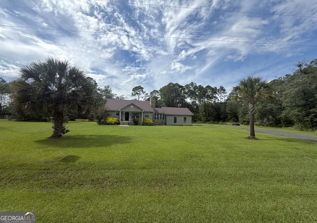 Photo 2 of Single family home for sale at 3231 Pear Ave, Patterson, GA 31557 | MLS# 10685712 | Listing updated on 2026-08-28