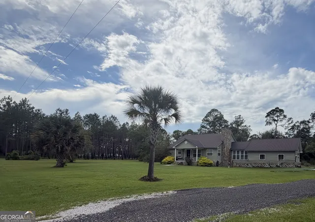 Photo 3 of Single family home for sale at 3231 Pear Ave, Patterson, GA 31557 | MLS# 10685712 | Listing updated on 2026-08-28