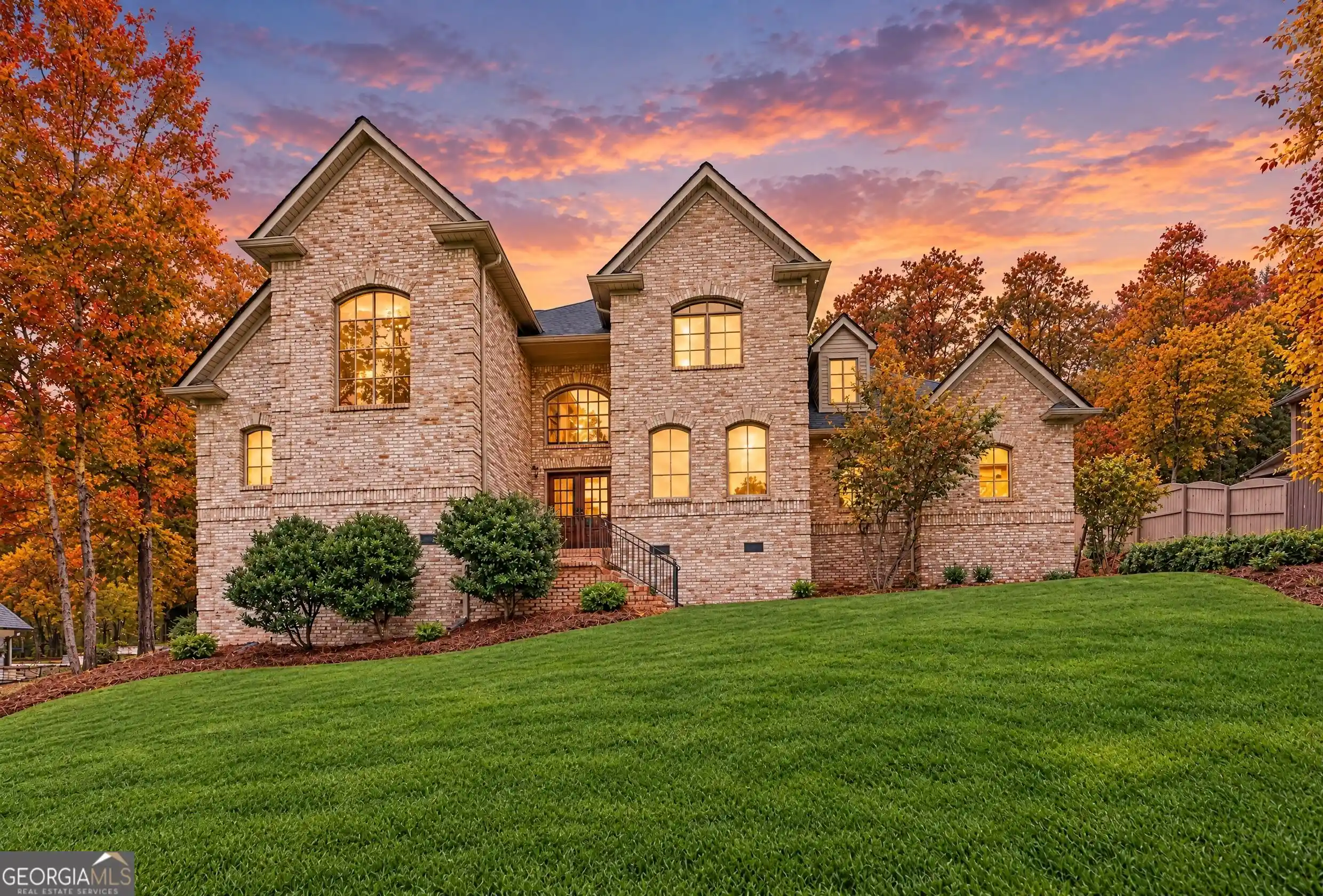 Single family home for sale at 111 S Cloudview Rd SE, Rome, GA 30161 | MLS# 10873954