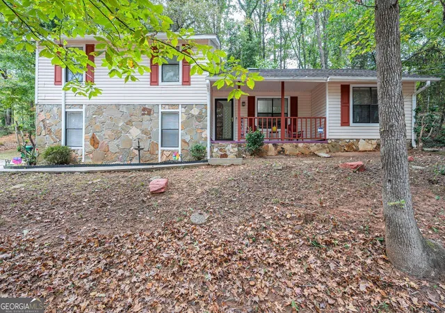 Photo 3 of Single family home for sale at 5192 Mainstreet Park Dr, Stone Mountain, GA 30088 | MLS# 10629205 | Listing updated on 2026-03-02