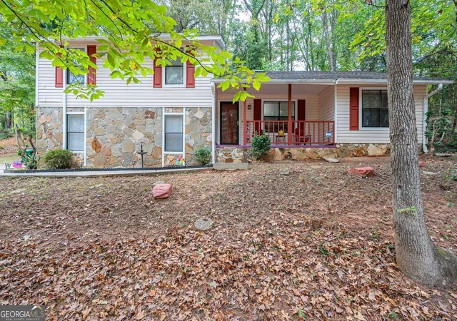 Photo 4 of Single family home for sale at 5192 Mainstreet Park Dr, Stone Mountain, GA 30088 | MLS# 10629205 | Listing updated on 2026-03-02