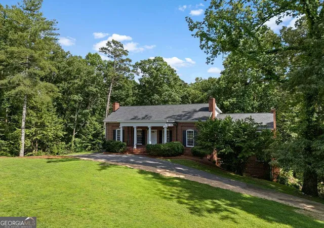 2nd image of 21 Rockridge Rd Sw, Rome, GA 30165 | MLS# 10777625