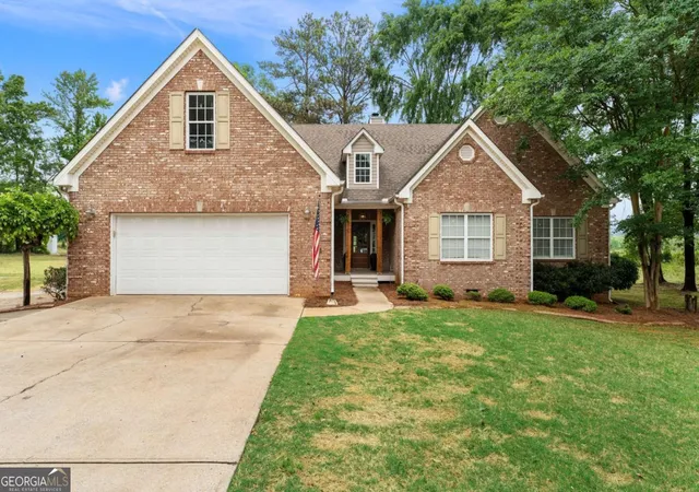 Photo 1 of Single family home for sale at 12 Grapevine Wy Ne, Cartersville, GA 30121 | MLS# 10753107 | Listing updated on 2026-09-04