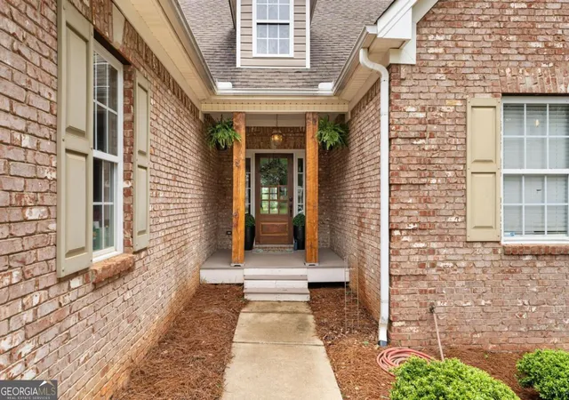 Photo 3 of Single family home for sale at 12 Grapevine Wy Ne, Cartersville, GA 30121 | MLS# 10753107 | Listing updated on 2026-09-04