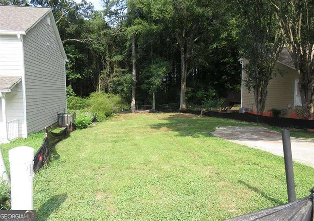 1st image of 429 Orchard Dr, Stone Mountain, GA 30083 | MLS# 10820975