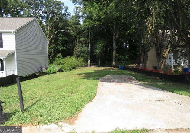 2nd image of 429 Orchard Dr, Stone Mountain, GA 30083 | MLS# 10820975
