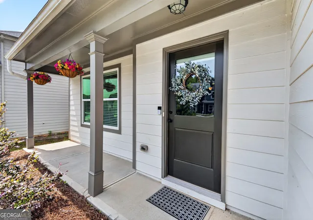 Photo 2 of Single family home for sale at 366 Fox Crk Dr, Braselton, GA 30517 | MLS# 10774563 | Listing updated on 2026-06-20