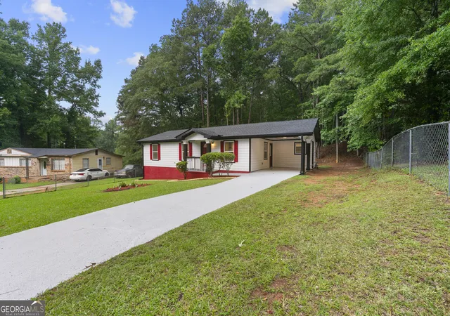 2nd image of 7118 Pineneedle Dr Sw, Covington, GA 30014 | MLS# 10799921