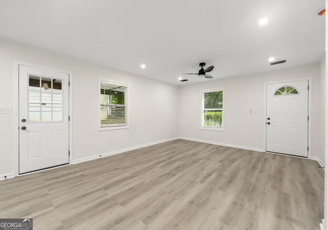 4th image of 7118 Pineneedle Dr Sw, Covington, GA 30014 | MLS# 10799921