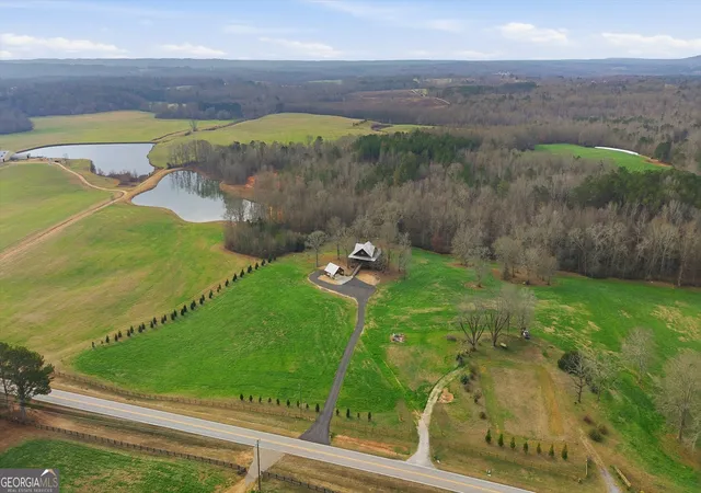 Photo 2 of Single family home for sale at 976 Salem Church Rd, Carrollton, GA 30117 | MLS# 10800756 | Listing updated on 2026-08-30
