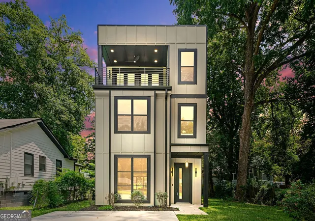Photo 2 of Single family home for sale at 1776 S Gordon St Sw, Atlanta, GA 30310 | MLS# 10813963 | Listing updated on 2026-09-01
