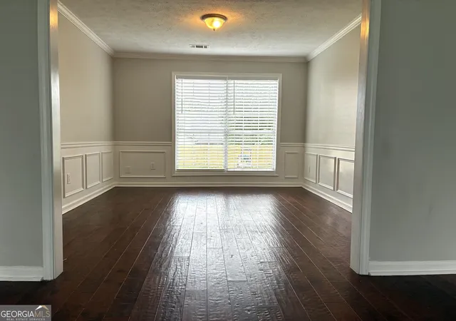Photo 2 of Single family home for sale at 237 Jim Nash Ct Nw, Lilburn, GA 30047 | MLS# 10835403 | Listing updated on 2026-09-11