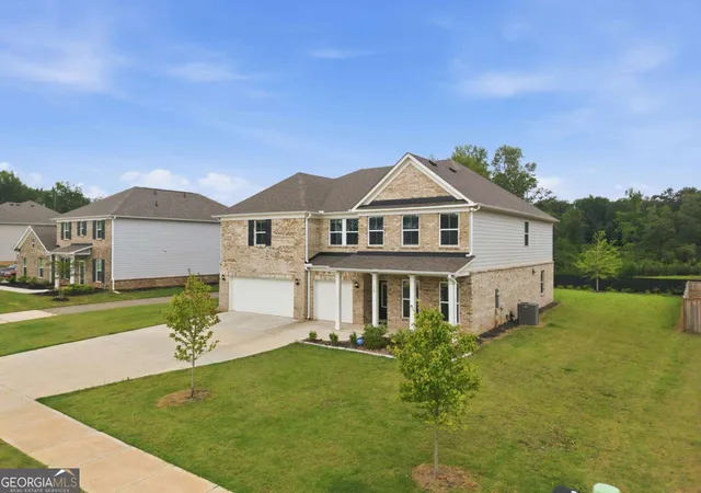 Photo 4 of Single family home for sale at 112 Aj Welch Jr Way, Mcdonough, GA 30252 | MLS# 10815500 | Listing updated on 2026-09-19