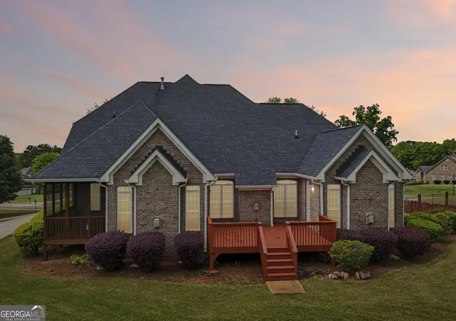 Photo 3 of Single family home for sale at 501 Smithson Xing, Mcdonough, GA 30252 | MLS# 10833933 | Listing updated on 2026-09-10
