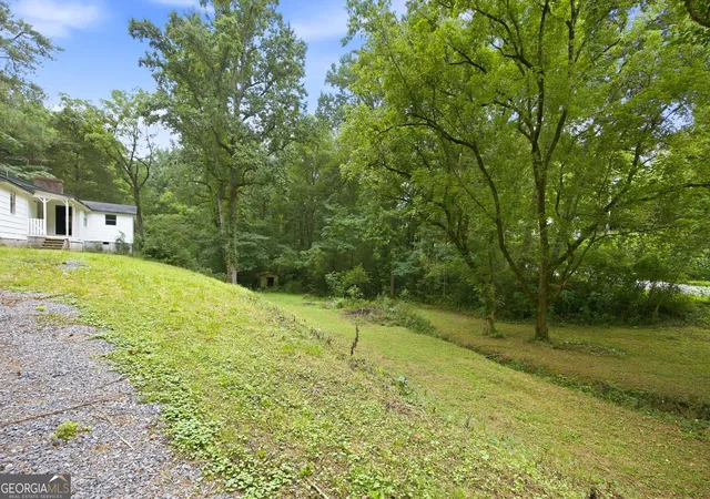 Photo 1 of Sale Pending at 943 Roach Hollow Rd, Ringgold, GA 30736 | MLS# 10816508 | Listing updated on 2026-09-16